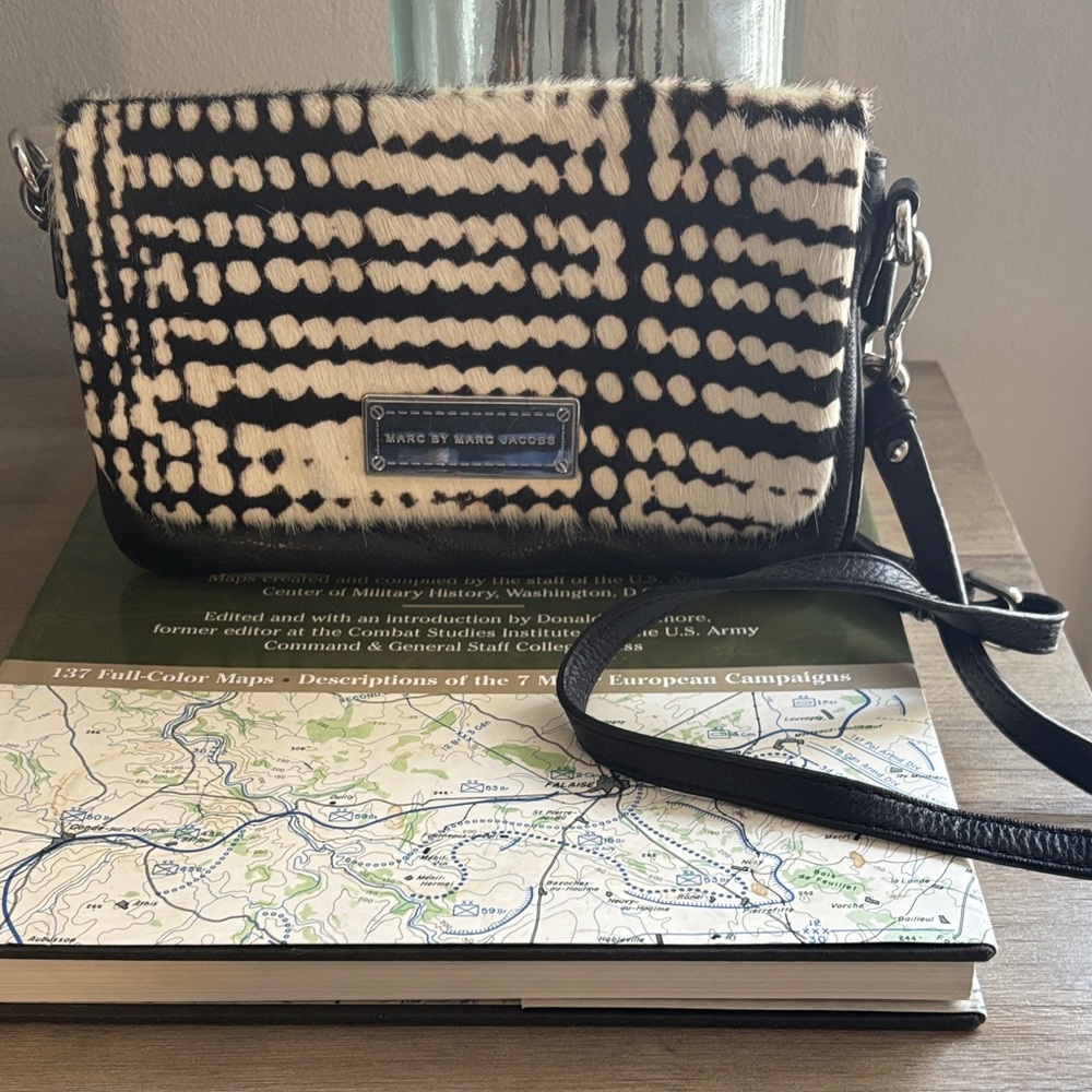 Marc By Marc Jacobs Black and Cream Crossbody Bag with fur from France